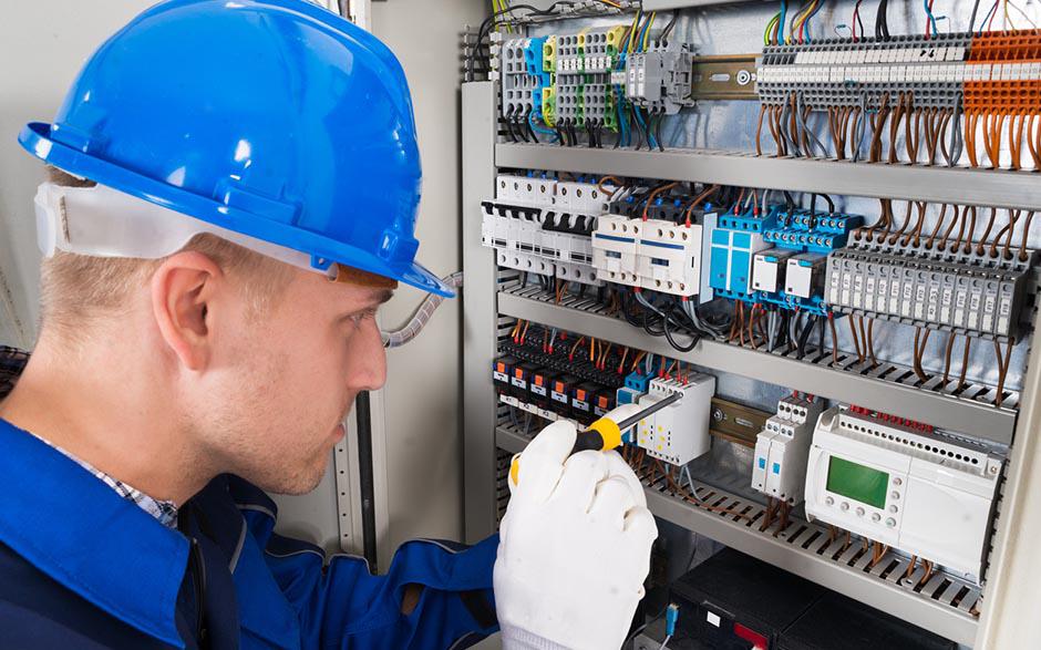 cherche électricien Villeneuve-le-Roi